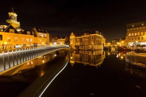 scopri il mercatino di Natale galleggiante vicino Amsterdam